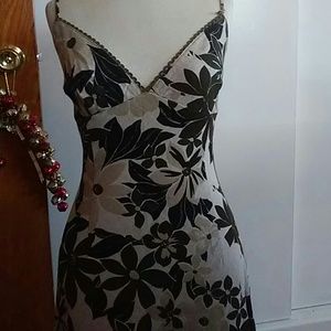 Beautiful Linen Hawaiian printed dress.